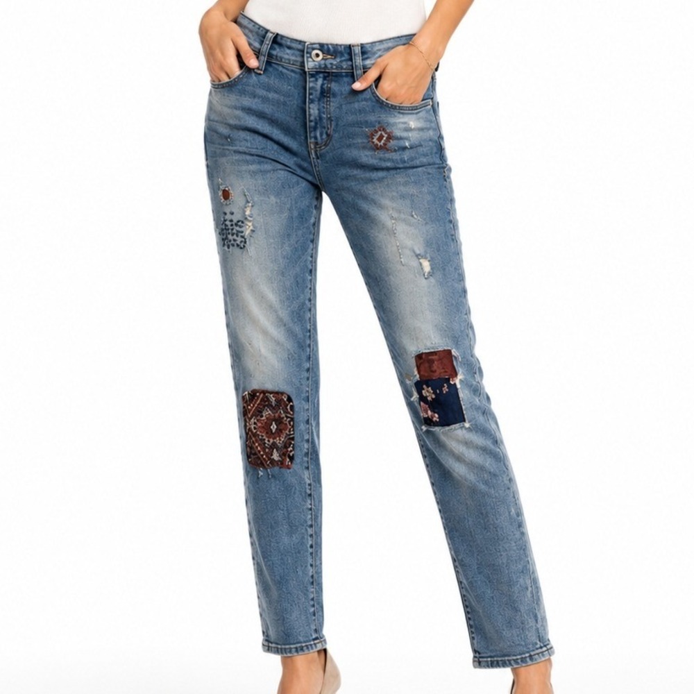 Pilcro‎ and the Letterpress Slim Boyfriend Embroidered Tapestry Patch Jeans 25